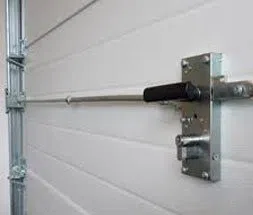 Cleveland Elite Locksmith Cleveland, OH 216-606-9009 - 17a-Garage-Door-Locks